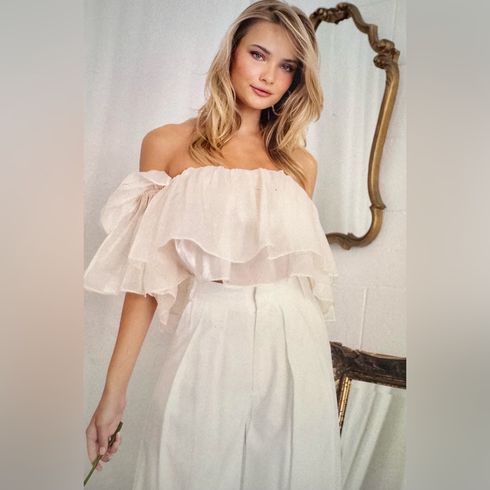 NWT: Petal And Pup Hazel Off The Shoulder Blouse